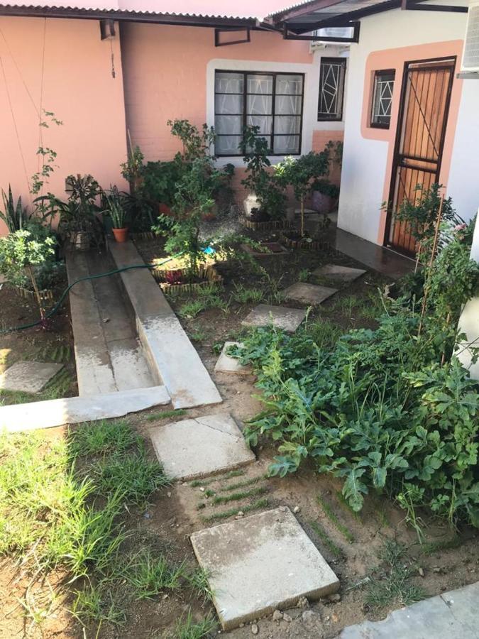 Urbanlife Keetmanshoop Accommodation Εξωτερικό φωτογραφία
